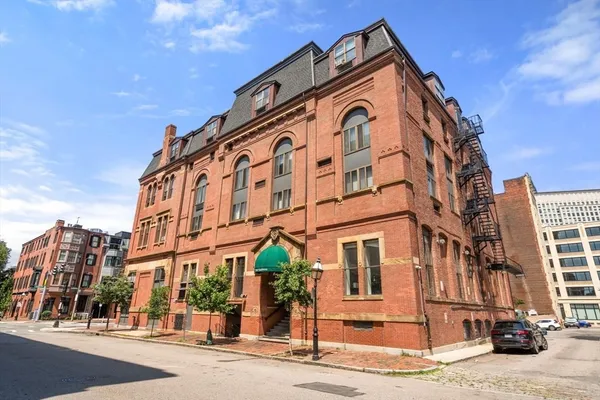 $5,200 | 9 Appleton Street, Unit 1, Boston, MA 02116