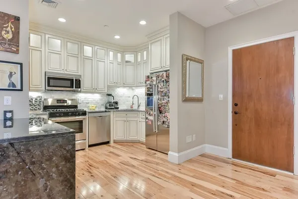 $5,200 | 9 Appleton Street, Unit 1, Boston, MA 02116