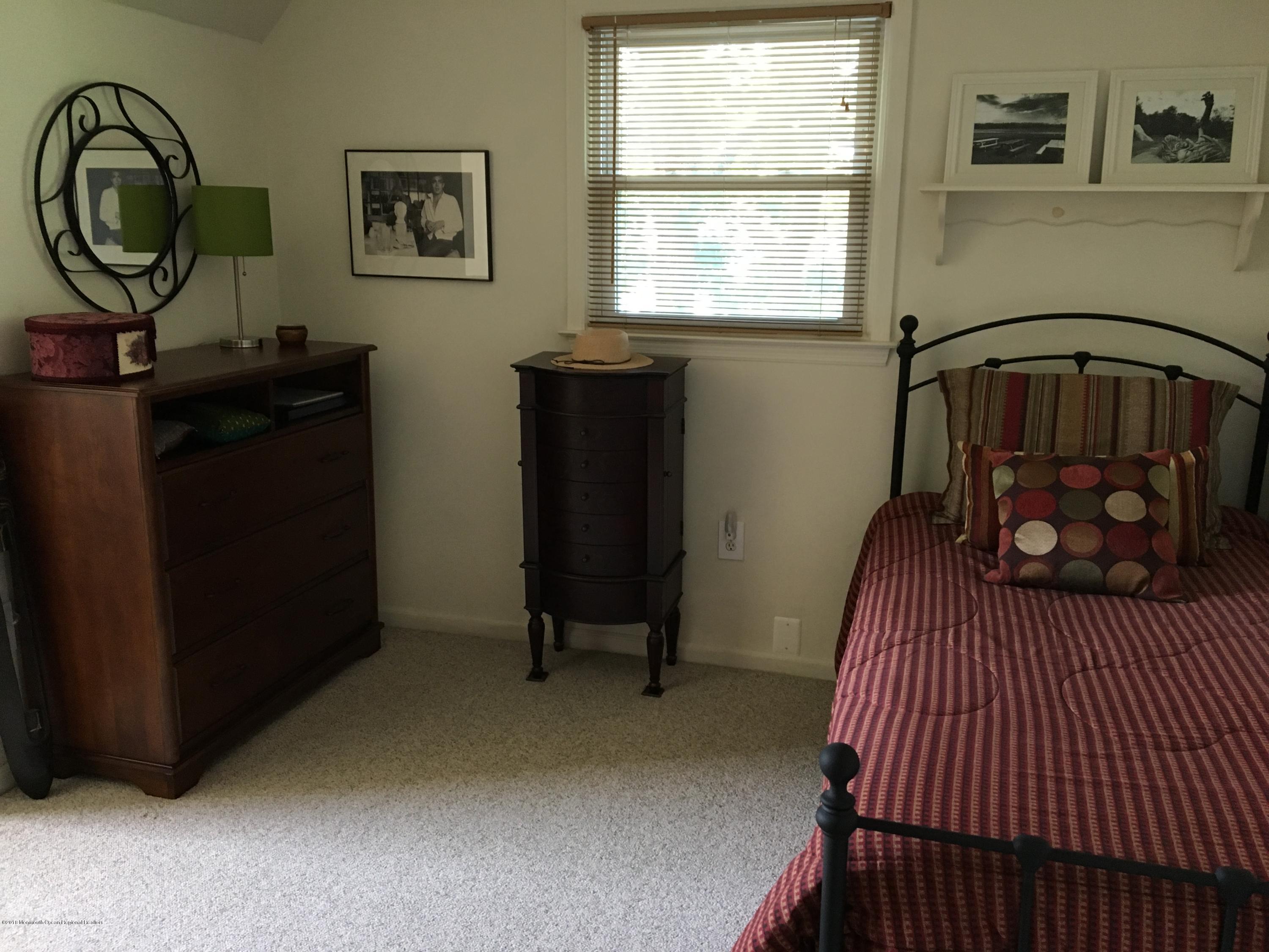 129 Equinox Road Manahawkin, NJ 08050 - Photo 25 of 39 p