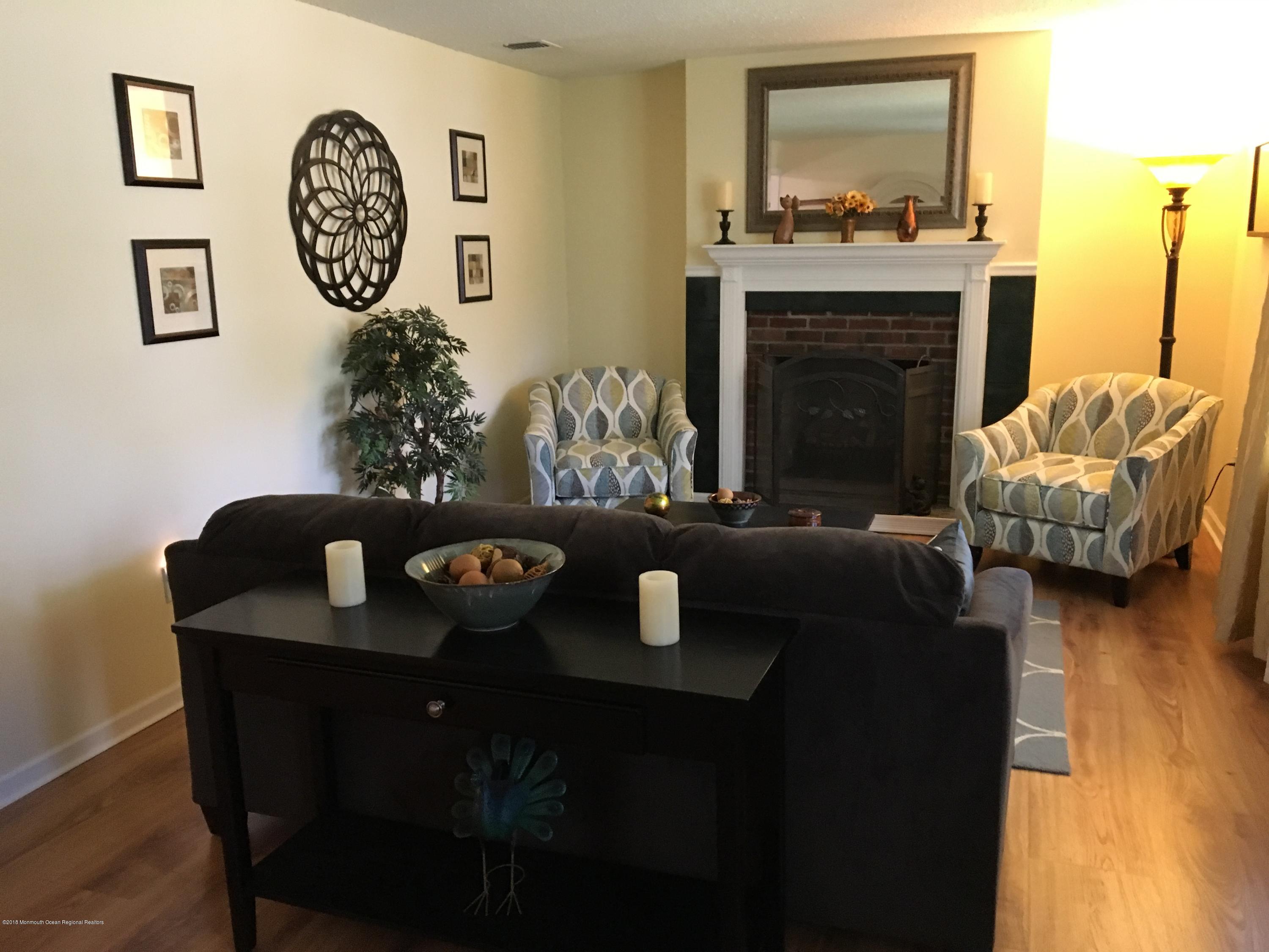 129 Equinox Road Manahawkin, NJ 08050 - Photo 7 of 39 j