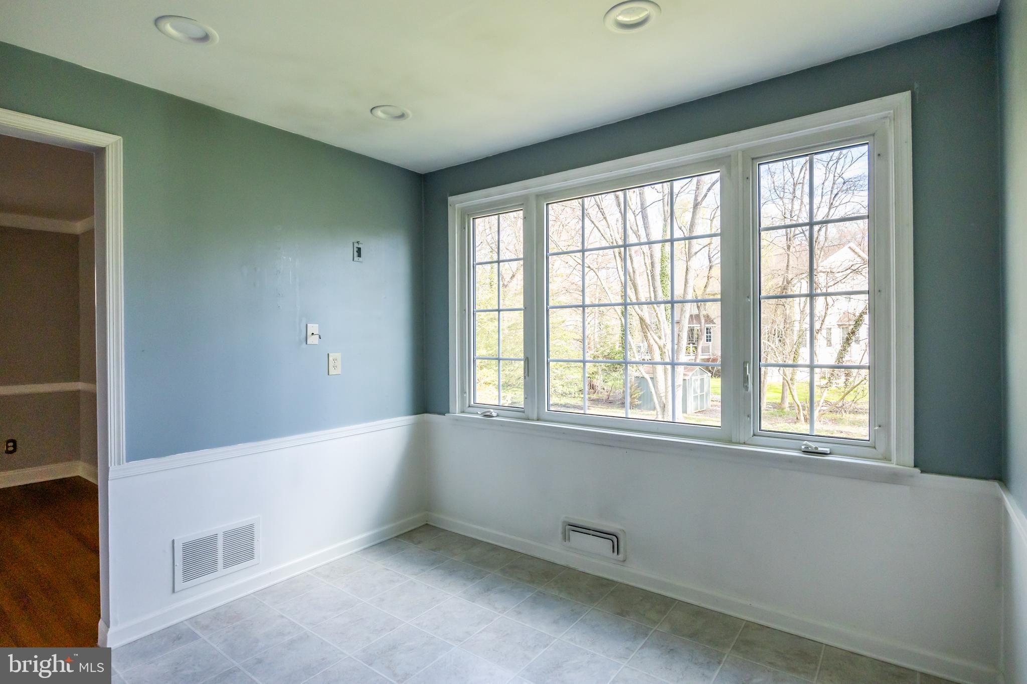 130 Barcroft Drive Cherry Hill, NJ 08034 - Photo 15 of 37