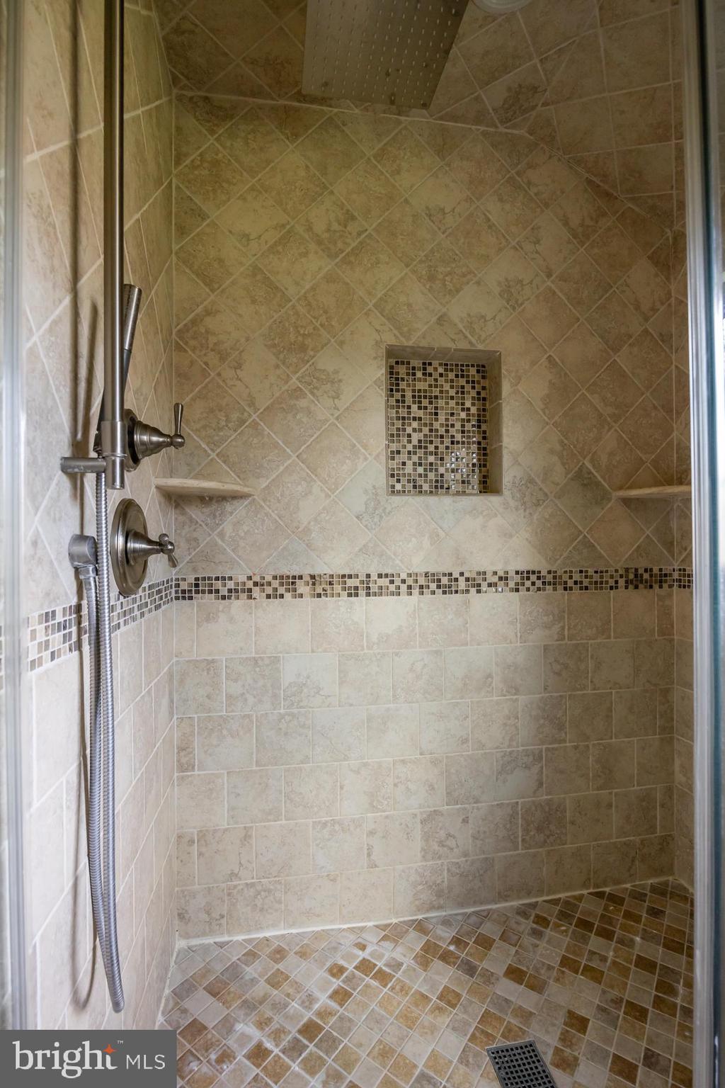 130 Barcroft Drive Cherry Hill, NJ 08034 - Photo 22 of 37