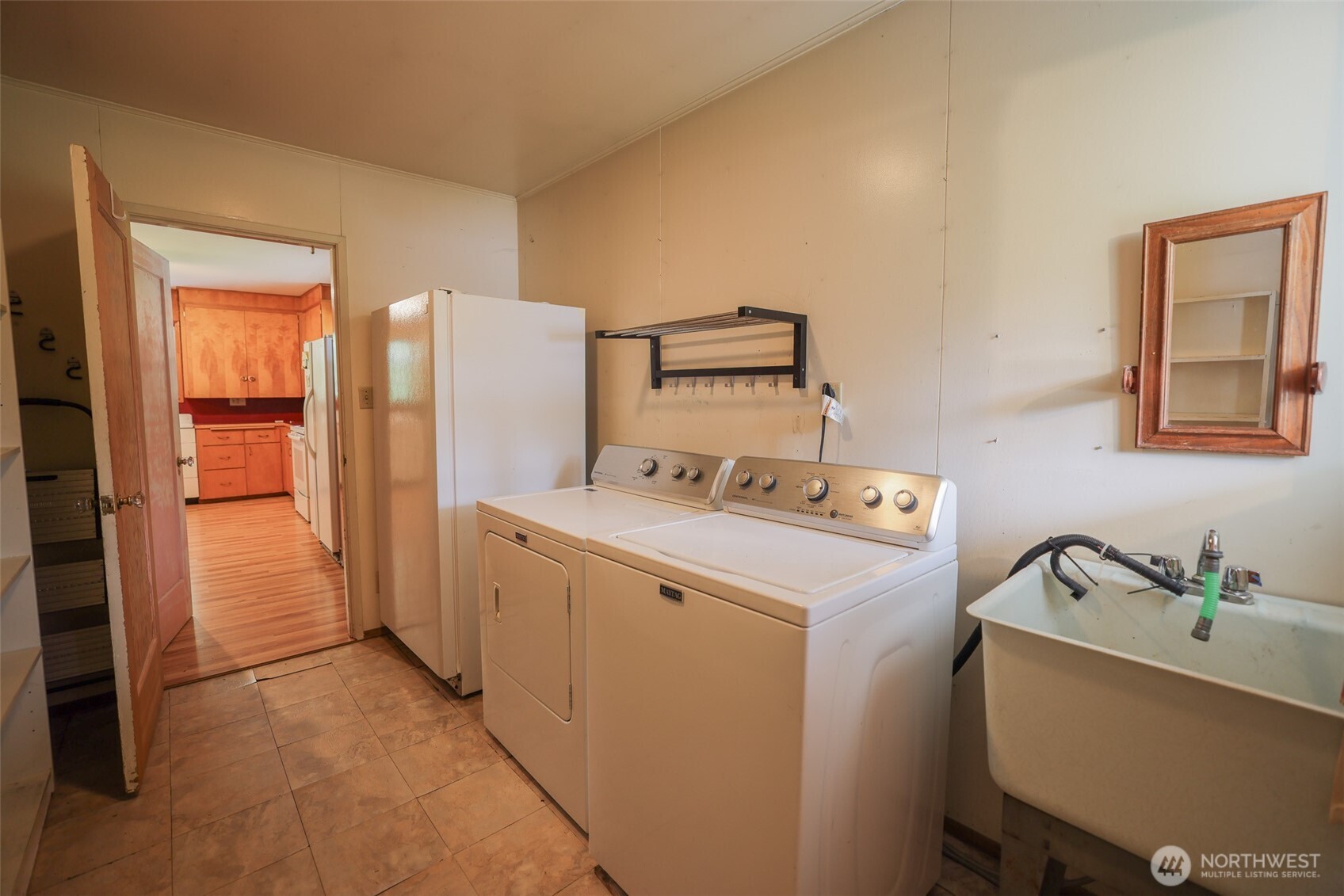 38013 Highway 2 Sultan, WA 98294 - Photo 15 of 33