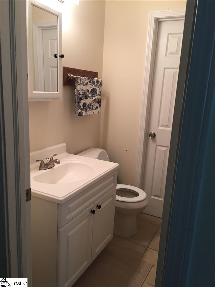 712 Watkins Road Greenville, SC 29617 - Photo 14 of 35 Gallery Image 14