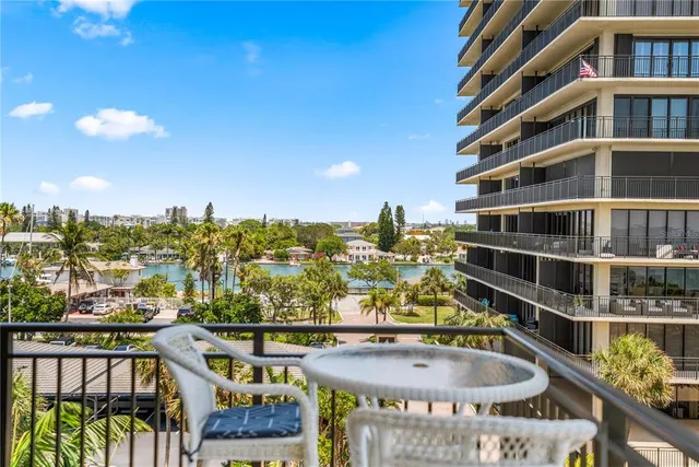 a view of outdoor space with building view