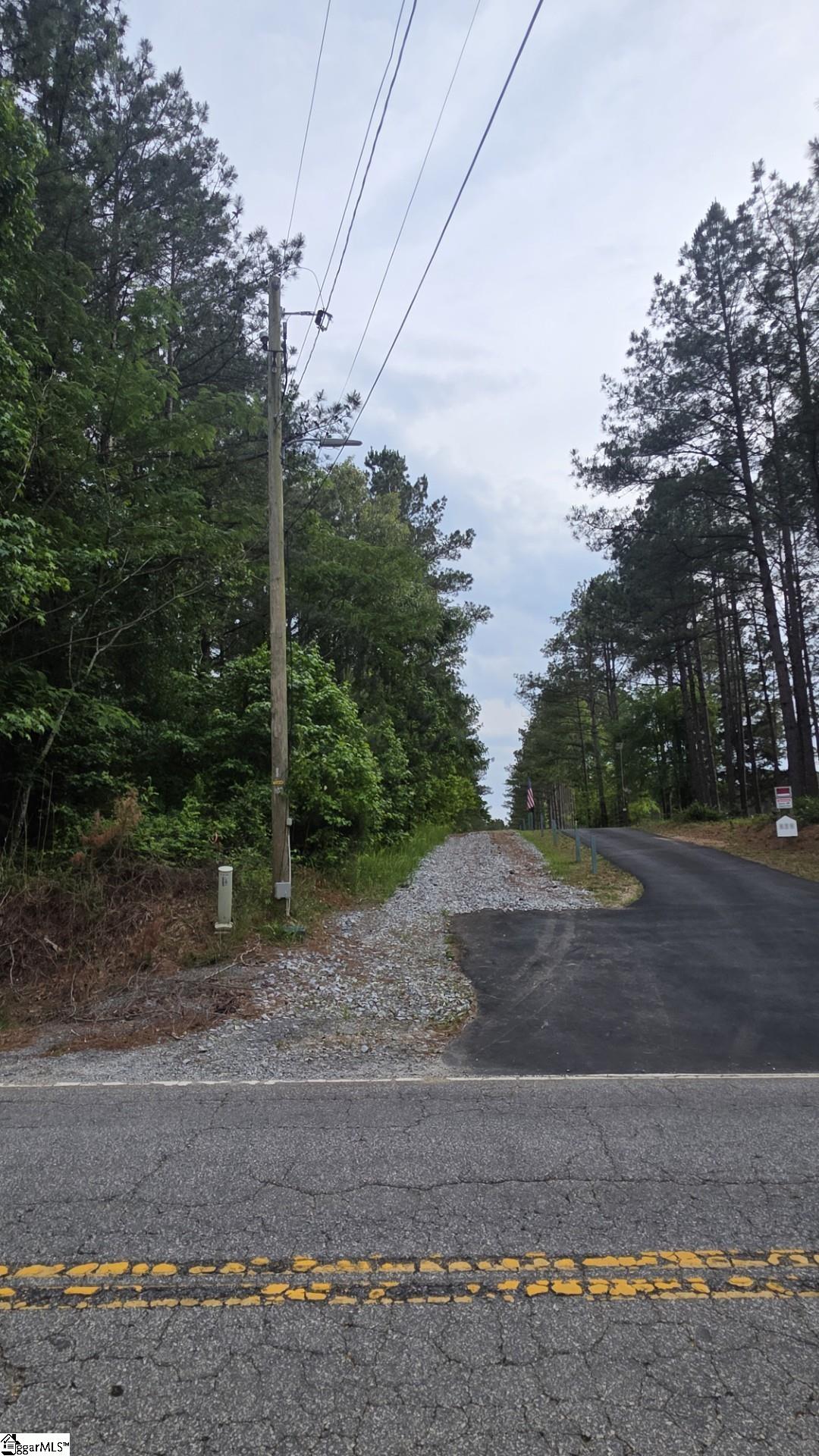 862 Dunklin Bridge Road Fountain Inn, SC 29644 - Photo 3 of 24 Gallery Image 3