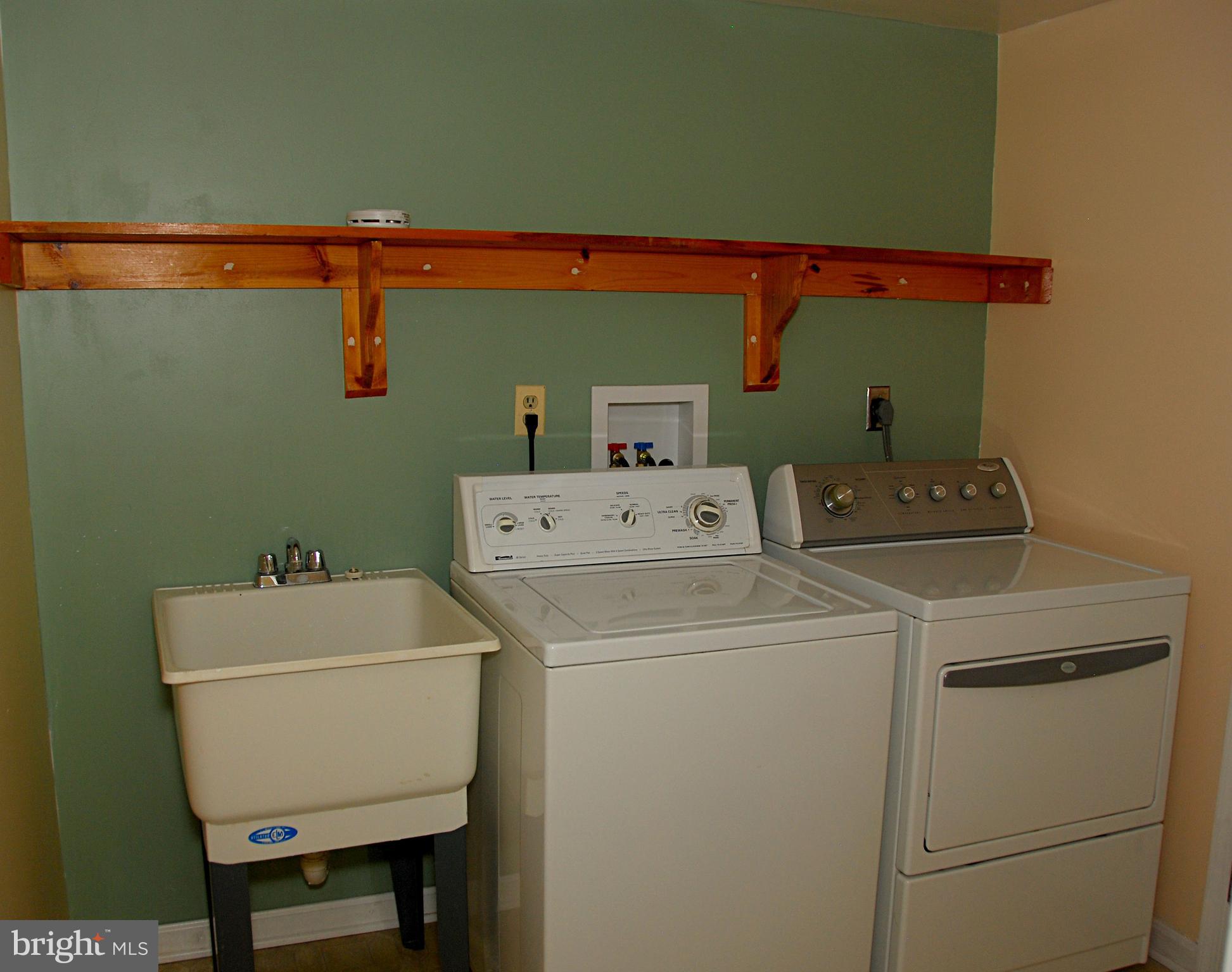75 Roop Road Rising Sun, MD 21911 - Photo 19 of 30 laundry roomn