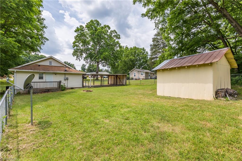 2806 Hacketts Lake Road Greensboro, NC 27406 - Photo 26 of 34 Gallery Image 26