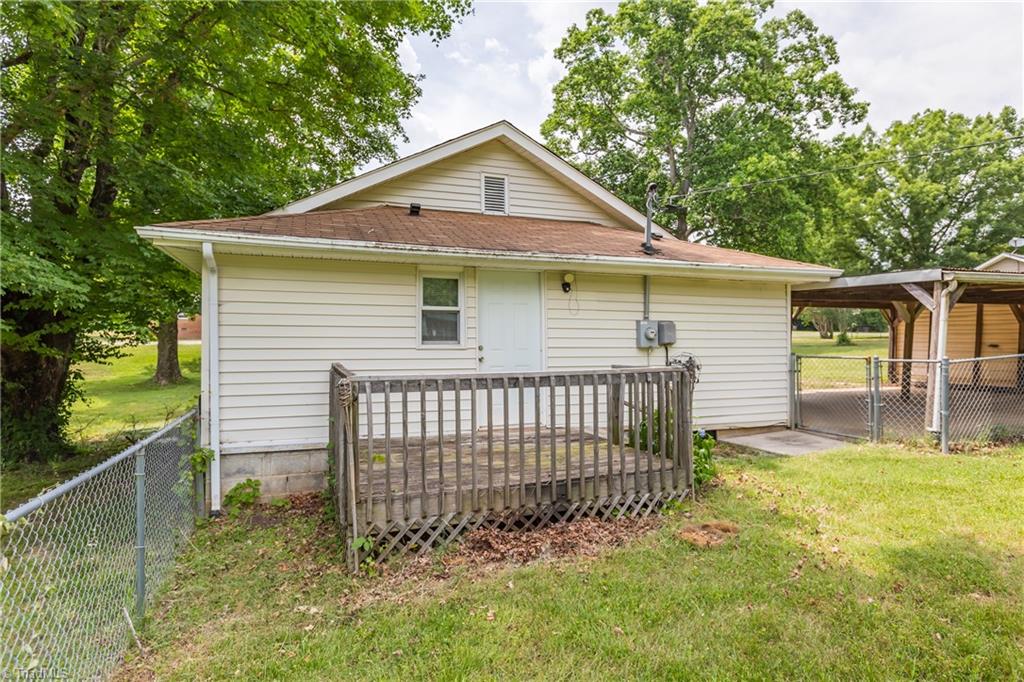 2806 Hacketts Lake Road Greensboro, NC 27406 - Photo 27 of 34 Gallery Image 27