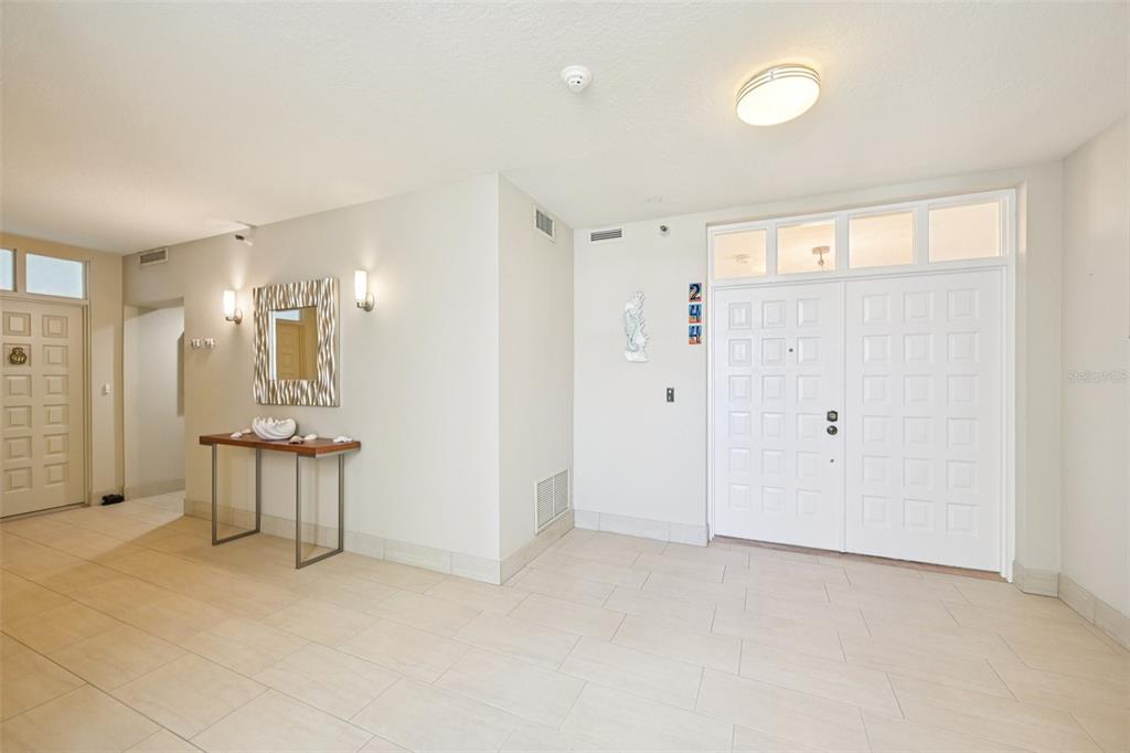 2450 Harbourside Drive, Unit 244 Longboat Key, FL 34228 - Photo 22 of 46