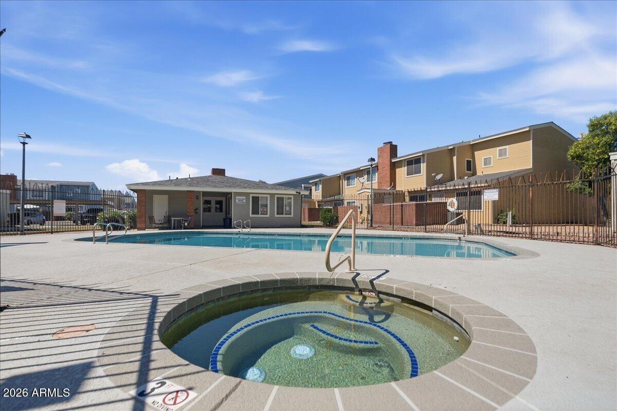 510 North Alma School Road, Unit 101 Mesa, AZ 85201 - Photo 10 of 21 22-510 N Alma School Rd Unit 10_RedHogMe