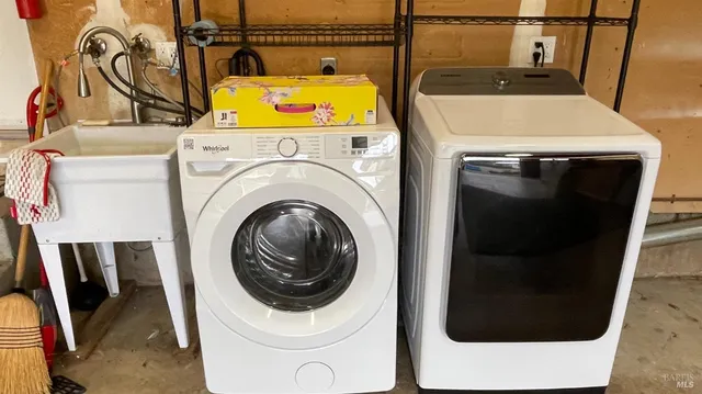 $839,900 | 3540 Sleepy Hollow Drive, Santa Rosa, CA 95404