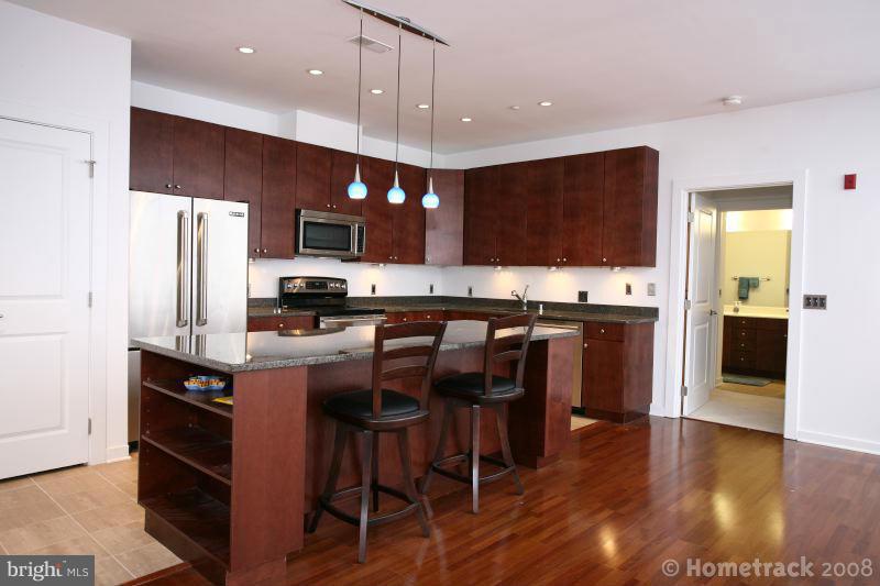 2007 Clipper Park Road, Unit 222 Baltimore, MD 21211 - Photo 11 of 18 Kitchen