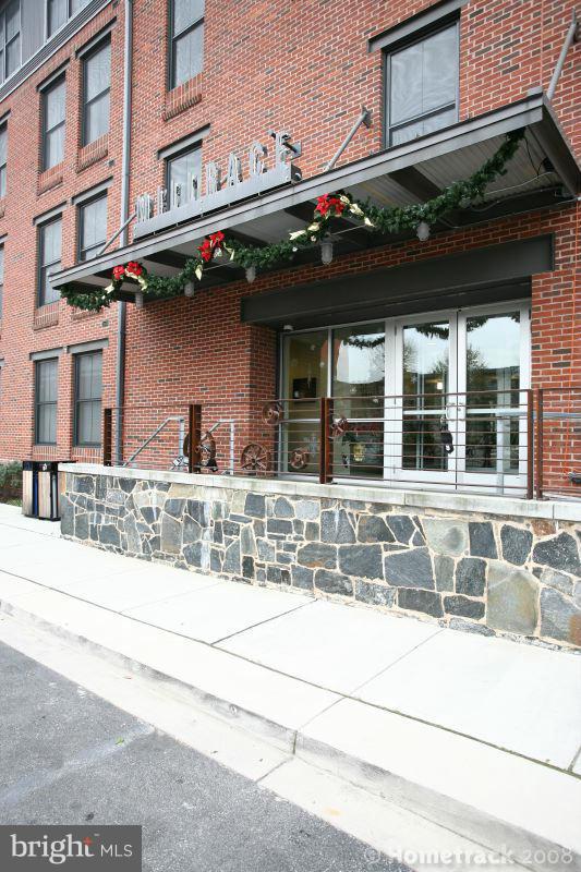 2007 Clipper Park Road, Unit 222 Baltimore, MD 21211 - Photo 7 of 18 Exterior (Front)