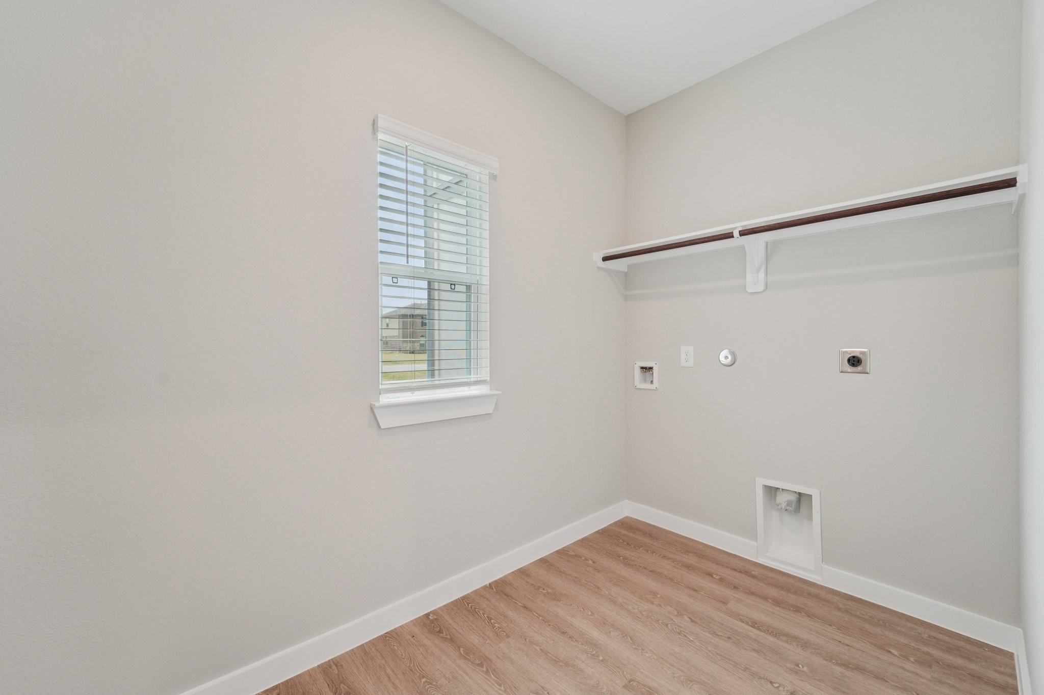 13613 Armstrong Street Conroe, TX 77303 - Photo 15 of 35 Representative Photo. Not Actual Home. Colors and features may differ from shown representation.