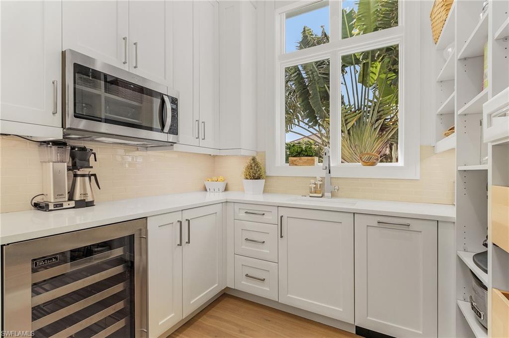 509 Turtle Hatch Road Naples, FL 34103 - Photo 10 of 38 Butler's Kitchen