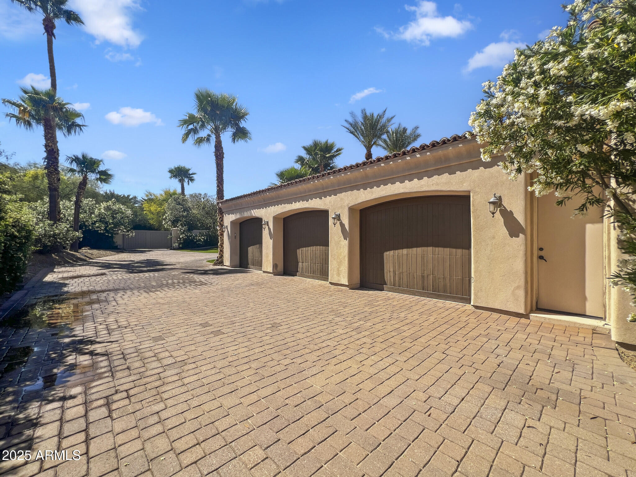 5615 North Invergordon Road Paradise Valley, AZ 85253 - Photo 25 of 95 25) 56673-6811019a01c62