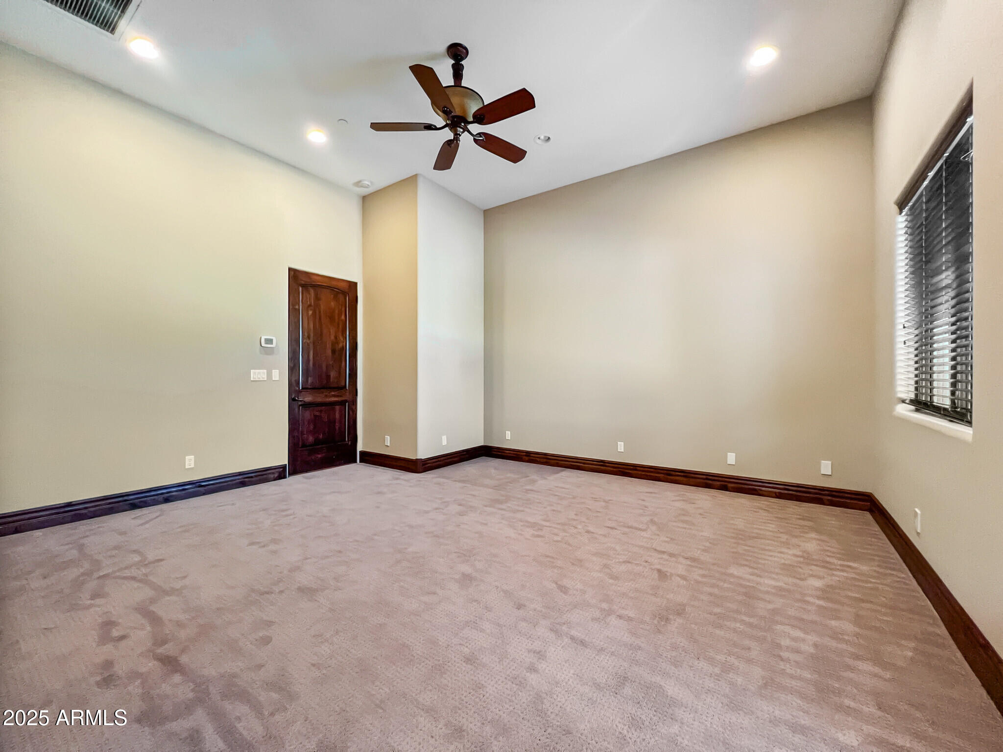 5615 North Invergordon Road Paradise Valley, AZ 85253 - Photo 43 of 95 43) 56673-681101bebfceb