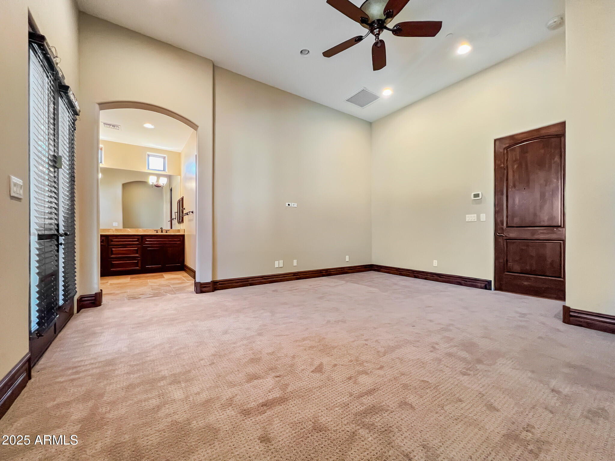 5615 North Invergordon Road Paradise Valley, AZ 85253 - Photo 46 of 95 46) 56673-681101c0d6a0a