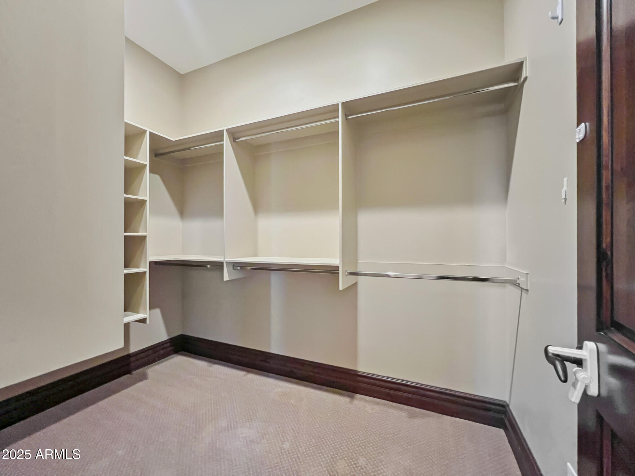 5615 North Invergordon Road Paradise Valley, AZ 85253 - Photo 50 of 95 50) 56673-681101c8b3dc9