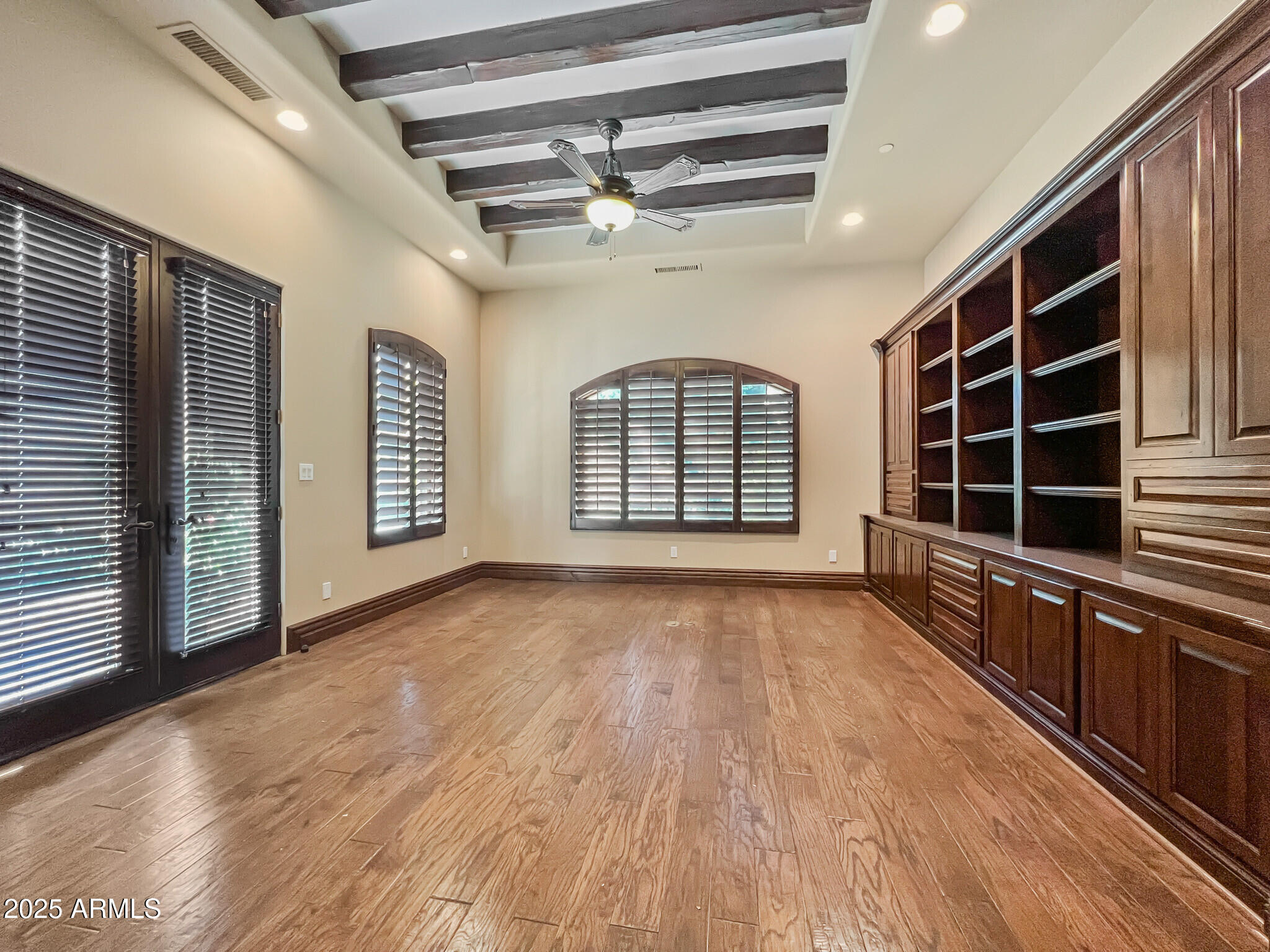 5615 North Invergordon Road Paradise Valley, AZ 85253 - Photo 54 of 95 54) 56673-681101cdefdc6