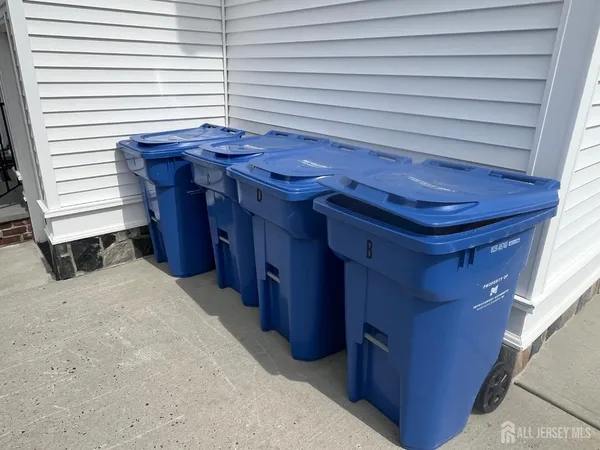 $2,100 | 16 East Kupsch Street, Unit C, Sayreville, NJ 08872