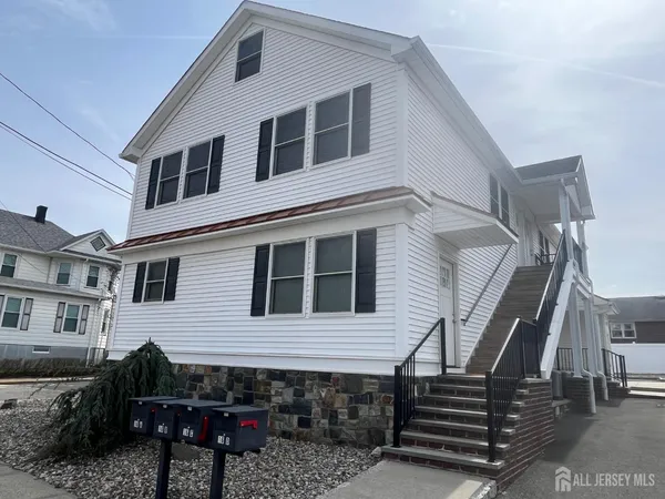$2,100 | 16 East Kupsch Street, Unit C, Sayreville, NJ 08872