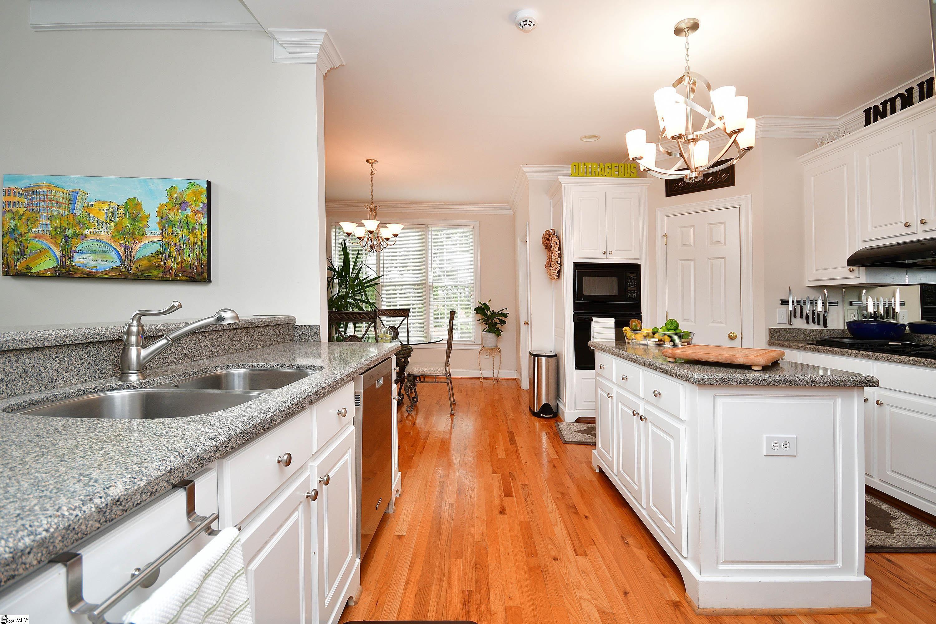 136 Riverstone Way Greer, SC 29651 - Photo 11 of 36 Gallery Image 11