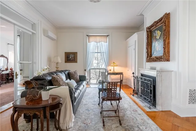 $4,250 | 4 Red Cross Avenue, Unit 1A, Newport, RI 02840