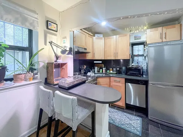 $4,800 | 257 West 91st Street, Unit GR | Upper West Side