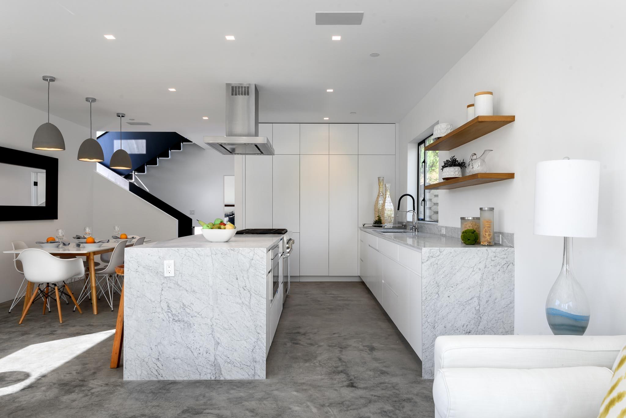 456 Conejo Road Santa Barbara, CA 93103 - Photo 10 of 34 Kitchen