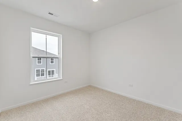 $2,600 | 14934 South Dyer Lane, Plainfield, IL 60544