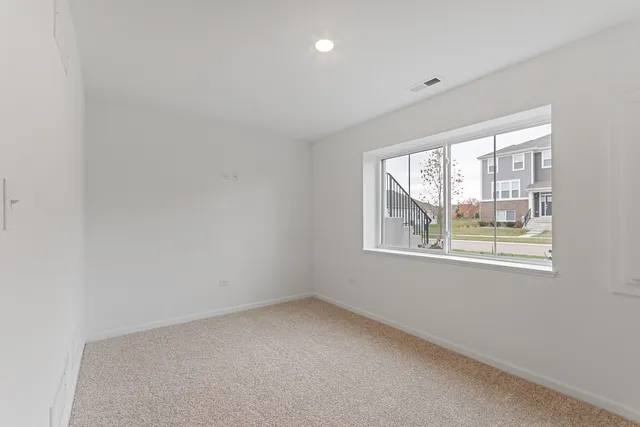 $2,600 | 14934 South Dyer Lane, Plainfield, IL 60544