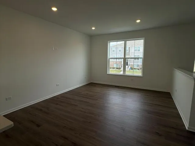 $2,700 | 14934 South Dyer Lane, Plainfield, IL 60544