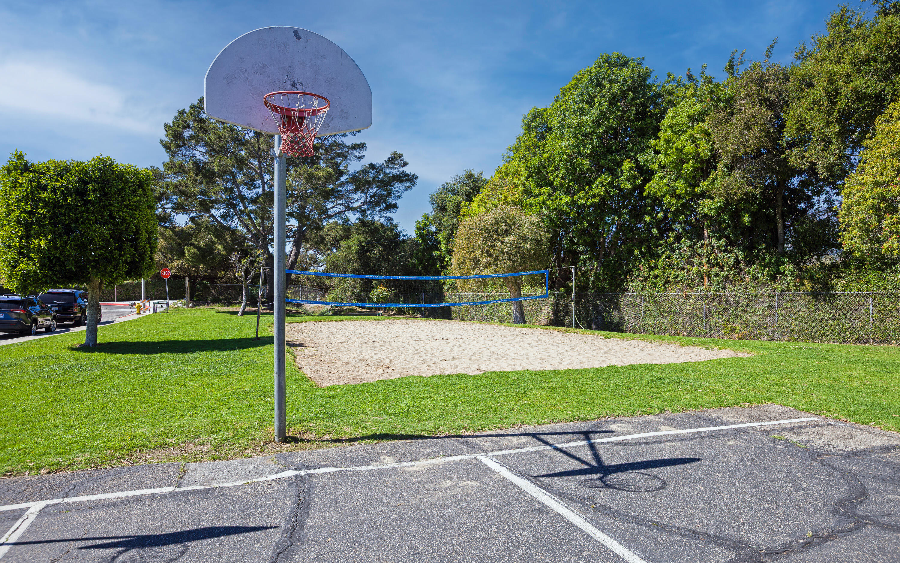5910 Via Real, Unit 1 Carpinteria, CA 93013 - Photo 16 of 29 Community Basketball Court
