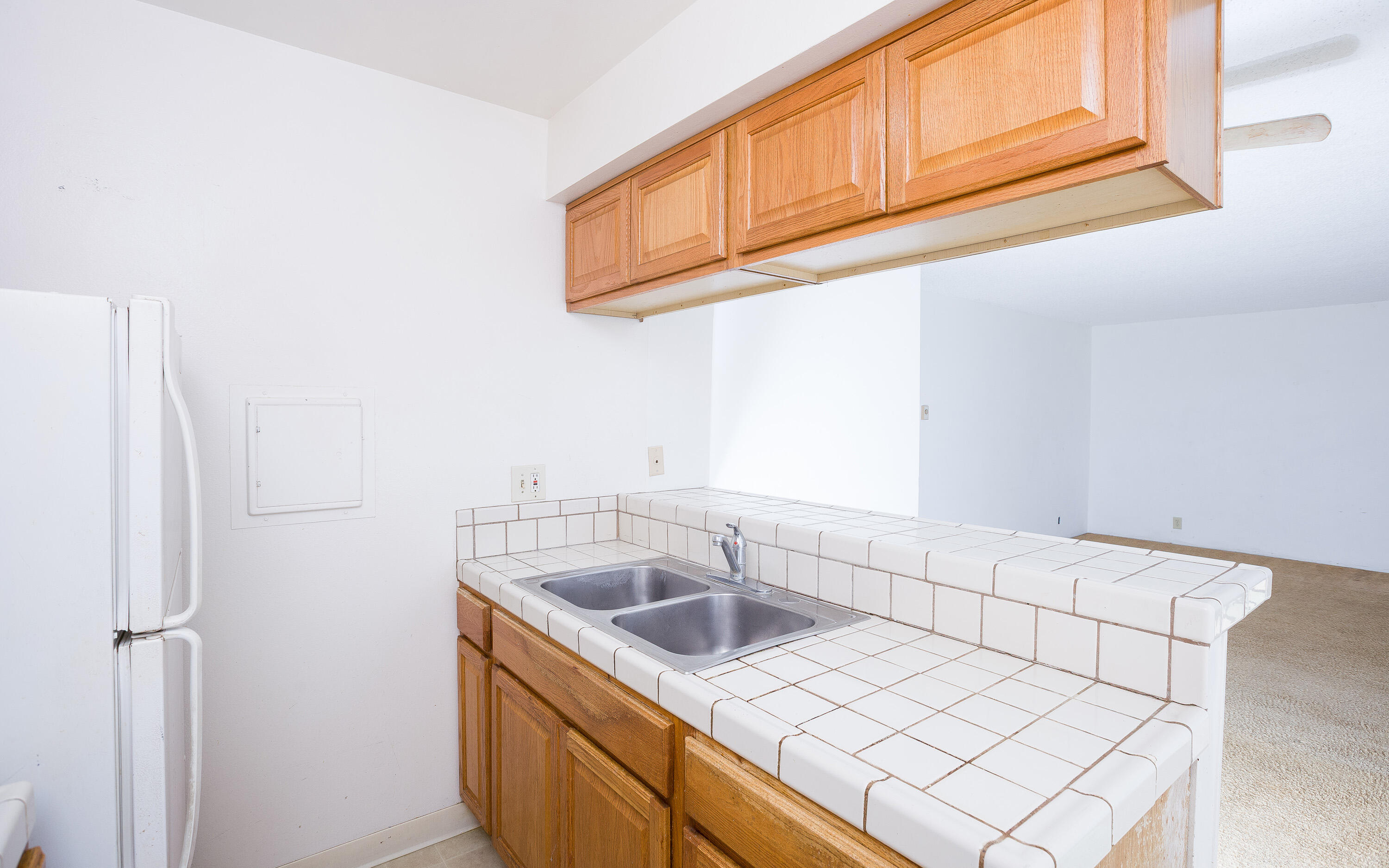 5910 Via Real, Unit 1 Carpinteria, CA 93013 - Photo 29 of 29 Kitchen Counter View