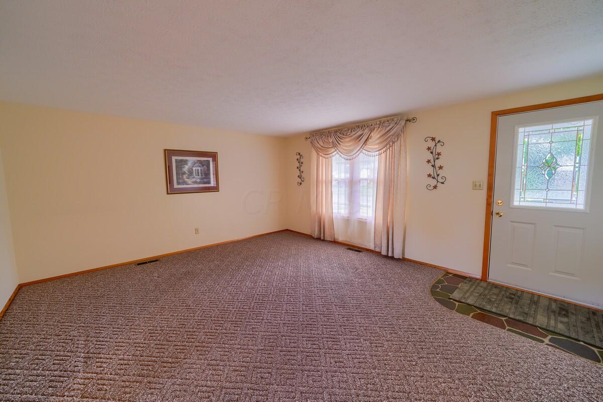 469 Edwards Road Circleville, OH 43113 - Photo 8 of 50 Gallery Image 8