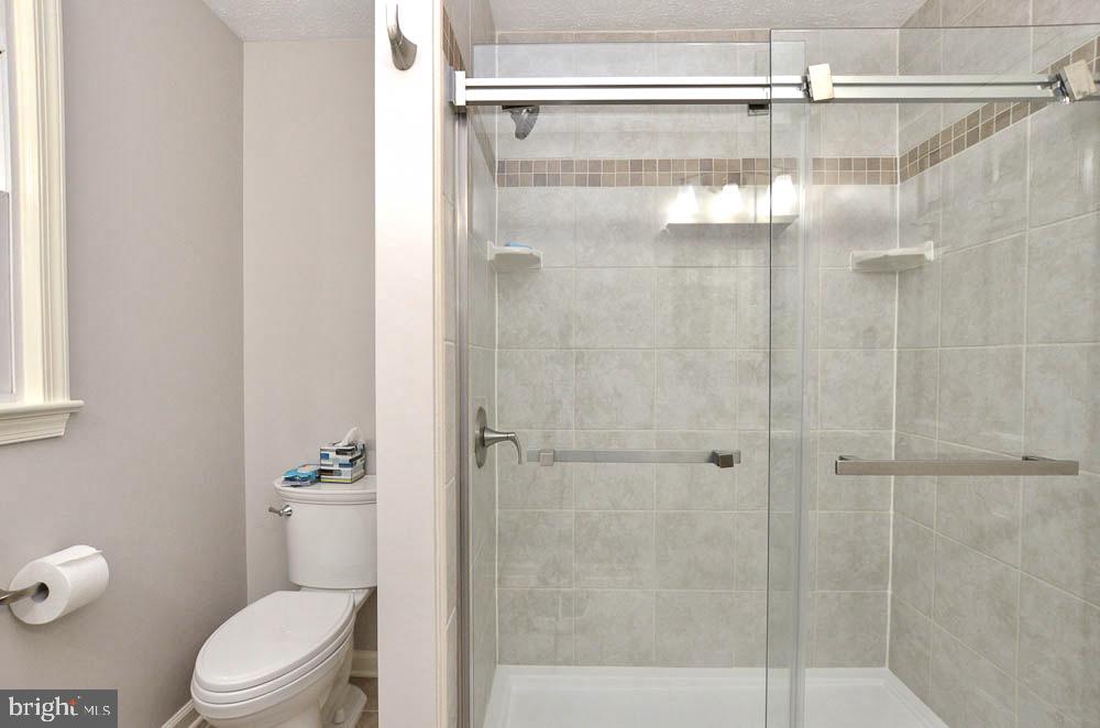 18 Carrollton Road Sterling, VA 20165 - Photo 25 of 45 Recently updated shower in master bathroom