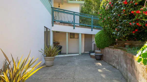 $999,000 | 1104 Birch Drive, Petaluma, CA 94952