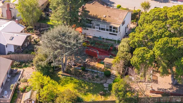 $999,000 | 1104 Birch Drive, Petaluma, CA 94952