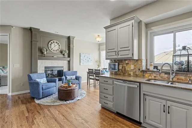 $569,000 | 13935 71st Place, Shawnee, KS 66216