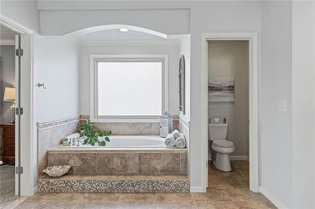 $569,000 | 13935 71st Place, Shawnee, KS 66216