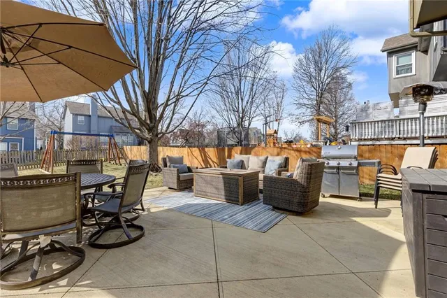 $569,000 | 13935 71st Place, Shawnee, KS 66216