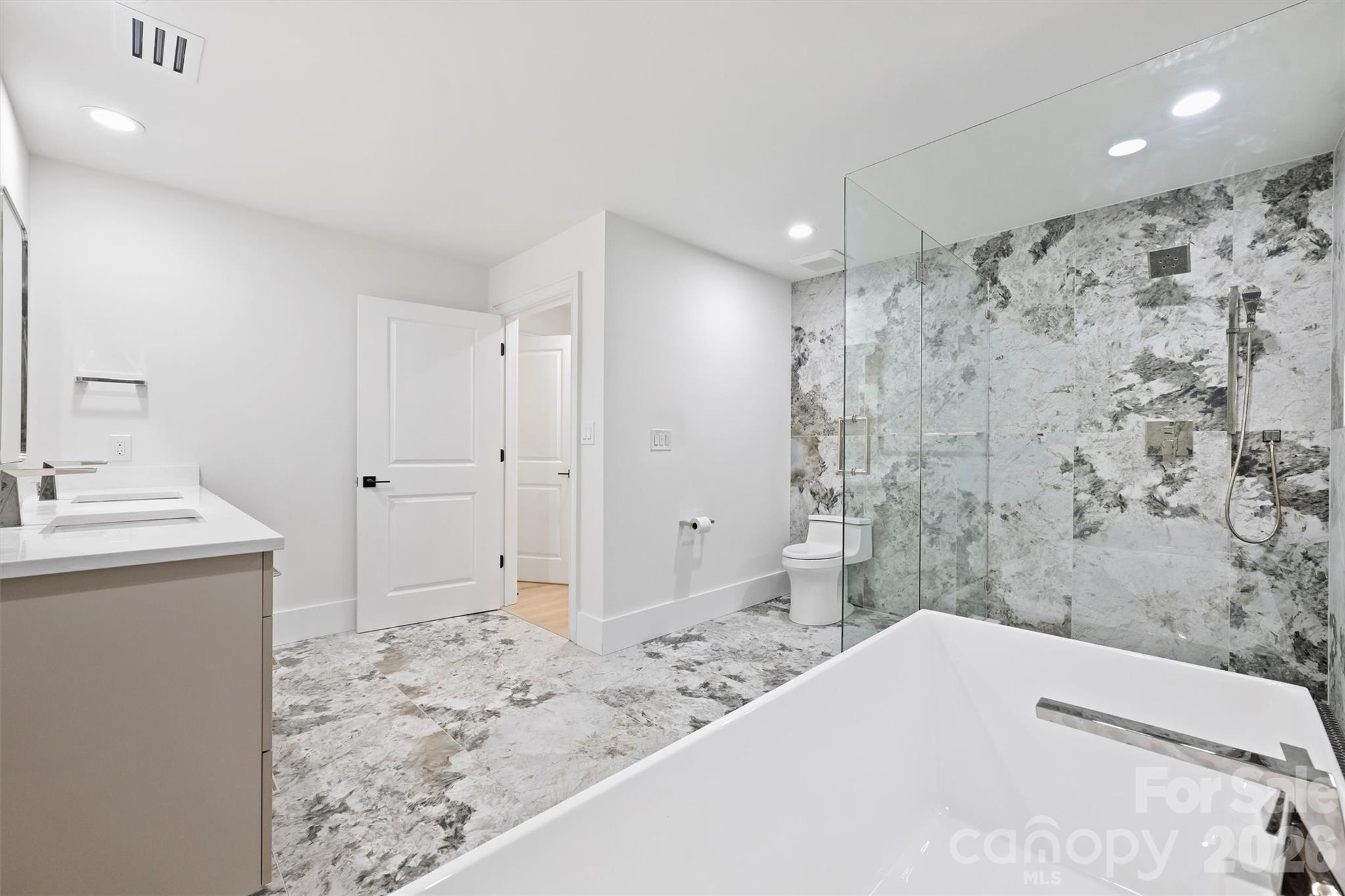 435 South Tryon Street, Unit 301 Charlotte, NC 28202 - Photo 22 of 39