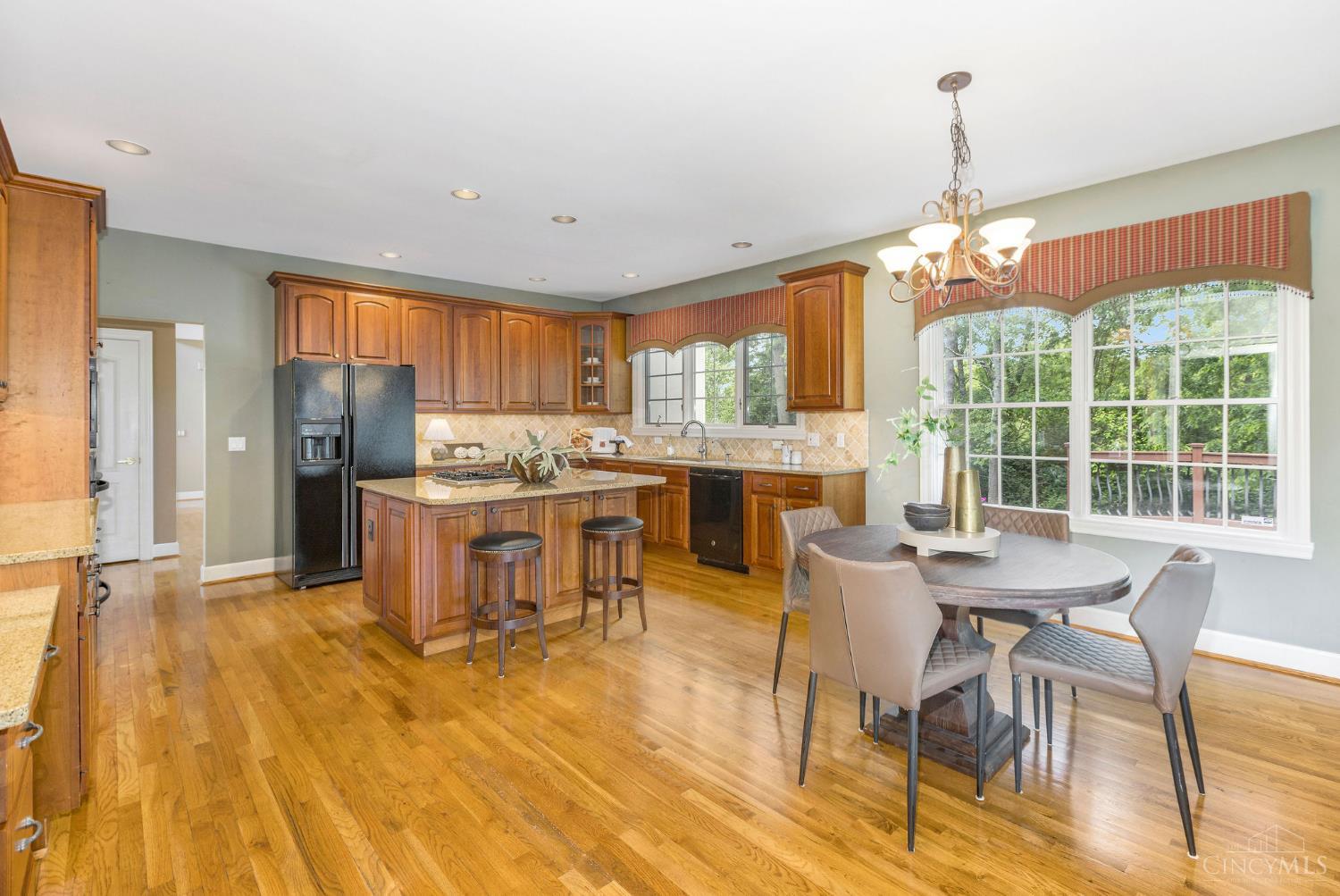7161 Overton Way Maineville, OH 45039 - Photo 4 of 65