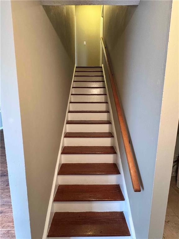 3091 Colonial Way, Unit 3 Atlanta, GA 30341 - Photo 16 of 34 a view of entryway