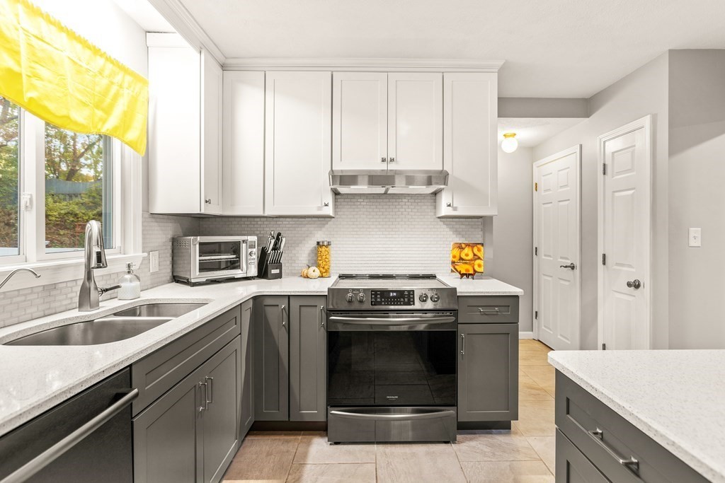 2 3rd Road, Unit A Woburn, MA 01801 - Photo 13 of 34 Gallery Image 13