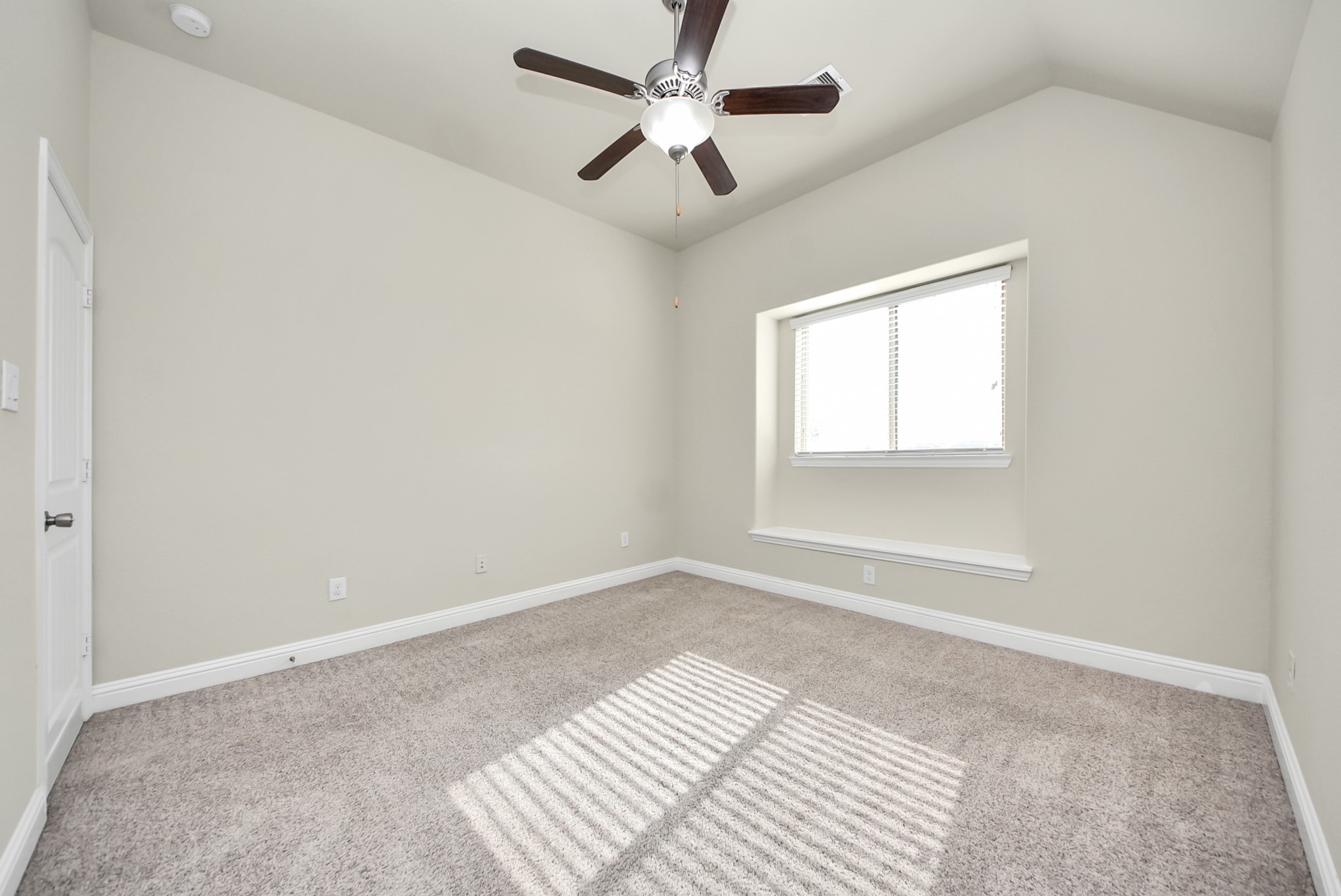 4836 Peppermill Ridge Lane Rosharon, TX 77583 - Photo 36 of 45 Bedroom 5