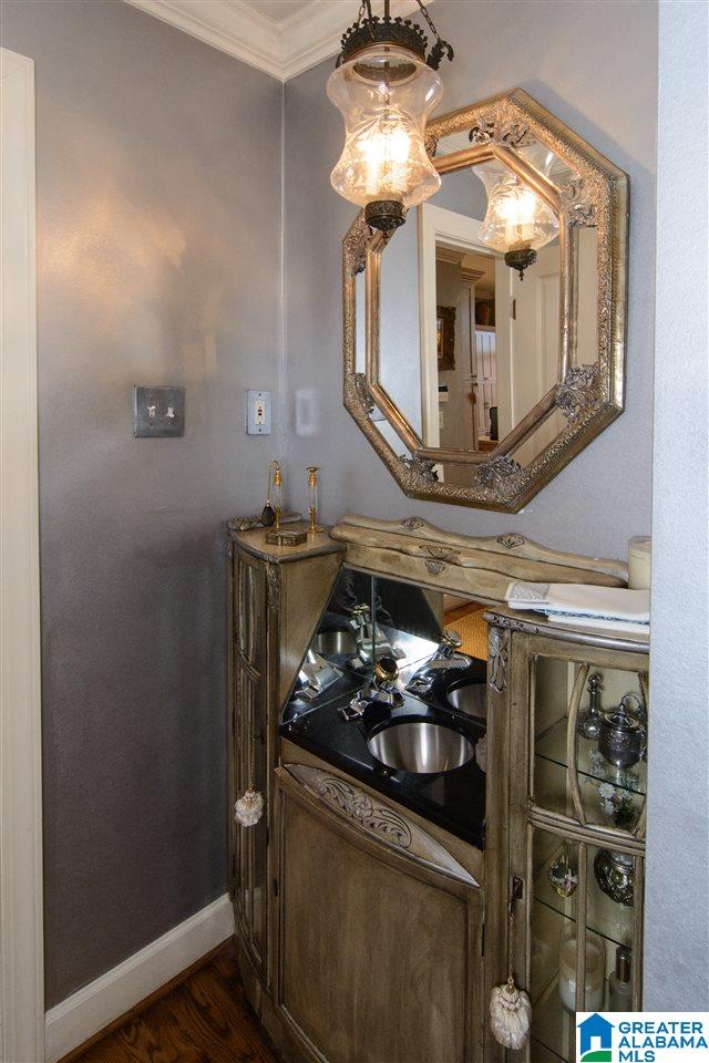 4956 Altamont Road South Birmingham, AL 35222 - Photo 23 of 48