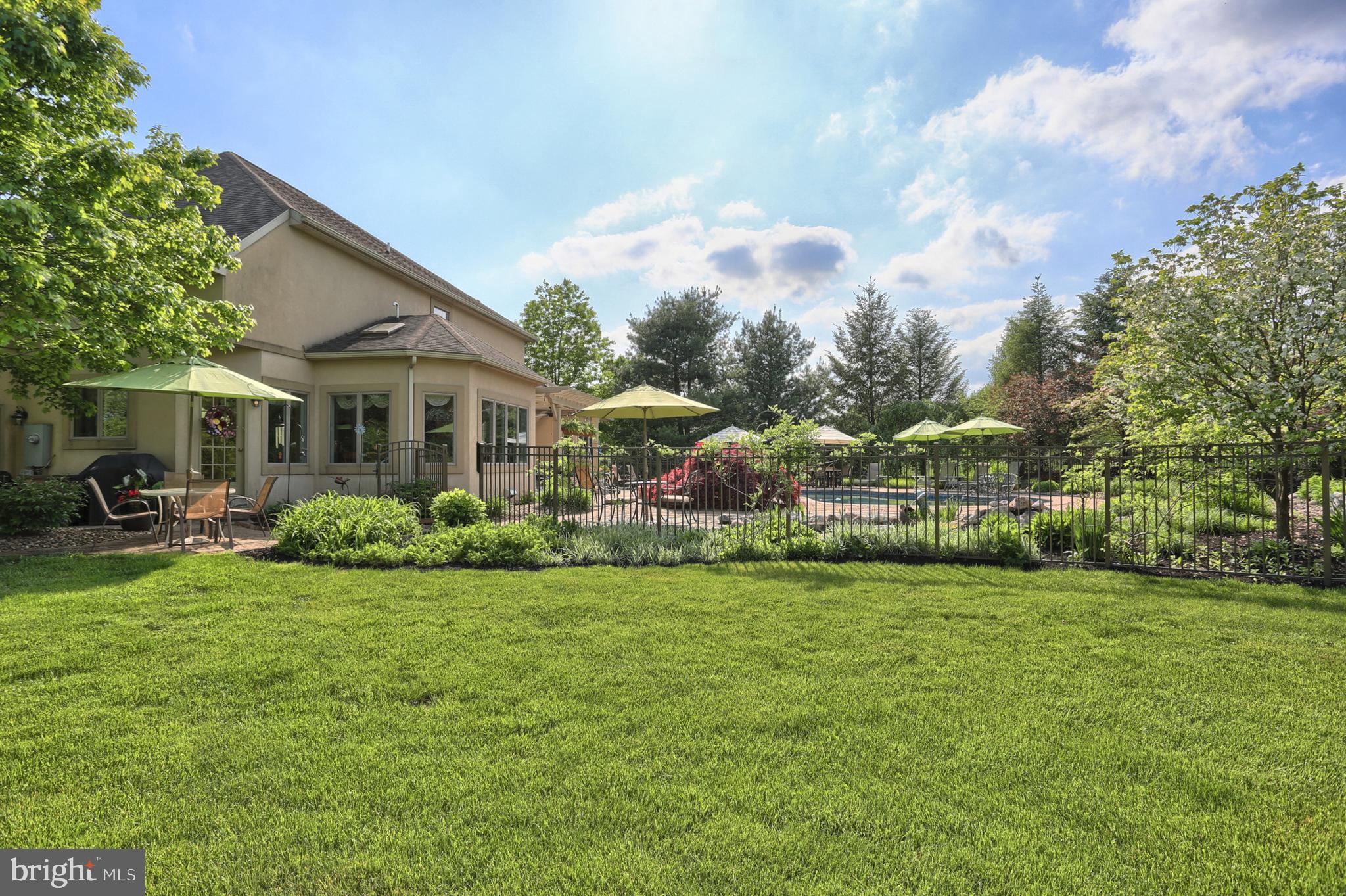 8 Whitney Way Lebanon, PA 17042 - Photo 35 of 43